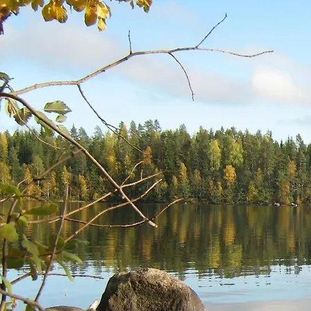 With Private Access To The Sea, 6 Beds!