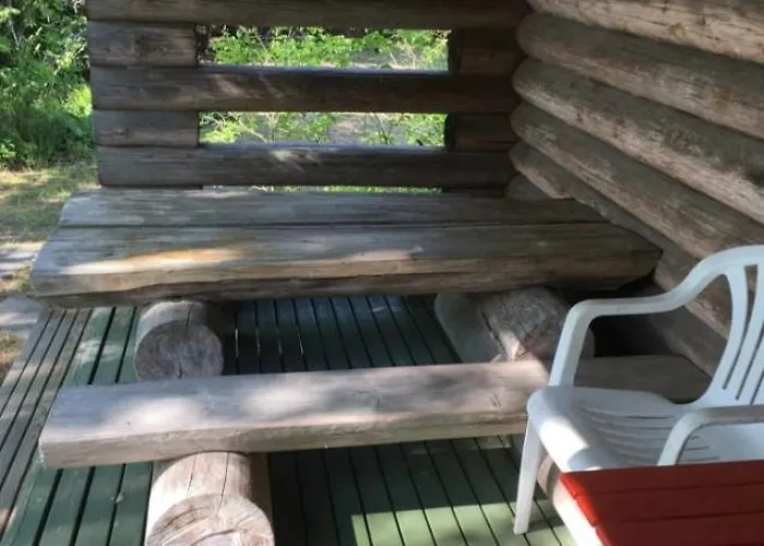 With Private Access To The Sea, 6 Beds! Savitaipale